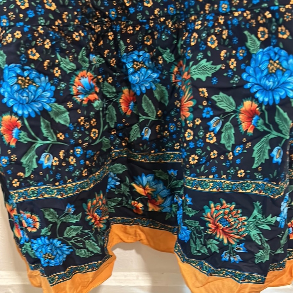 Dress - Picture 3 of 5